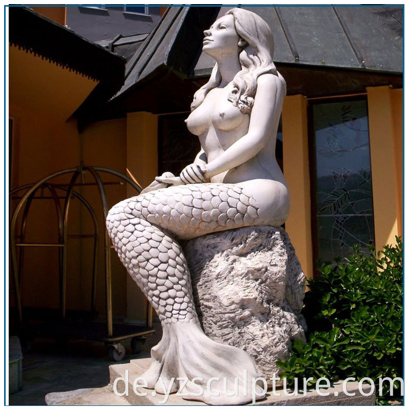 mermaid statue